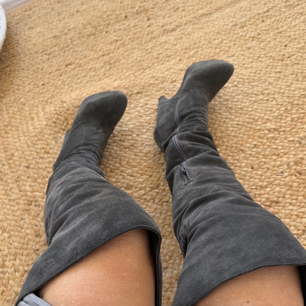 Neiman Marcus Pura López boots over knee or bellow Wedge Platform Gray Boots 🔥❤️